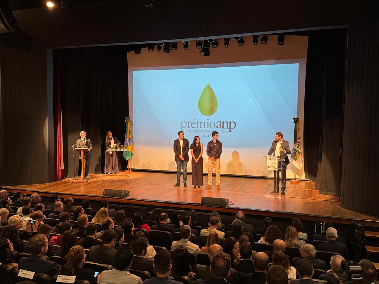 Categoria PRH - "TCC de Graduação"