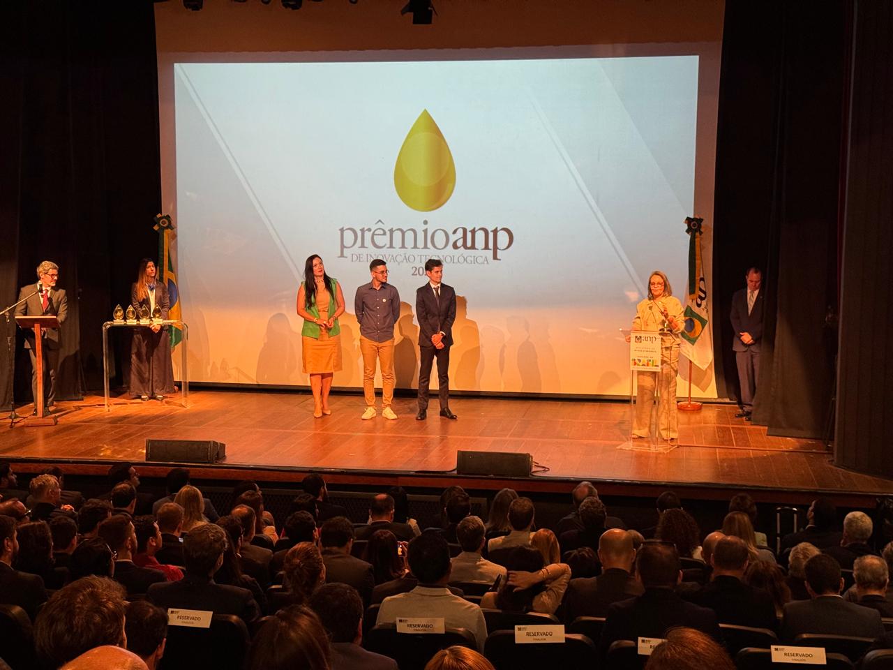 Categoria PRH "Dissertação de Mestrado e Tese de Doutorado"