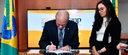 2022.12.08-assinatura-contratos-3-opc.jpg