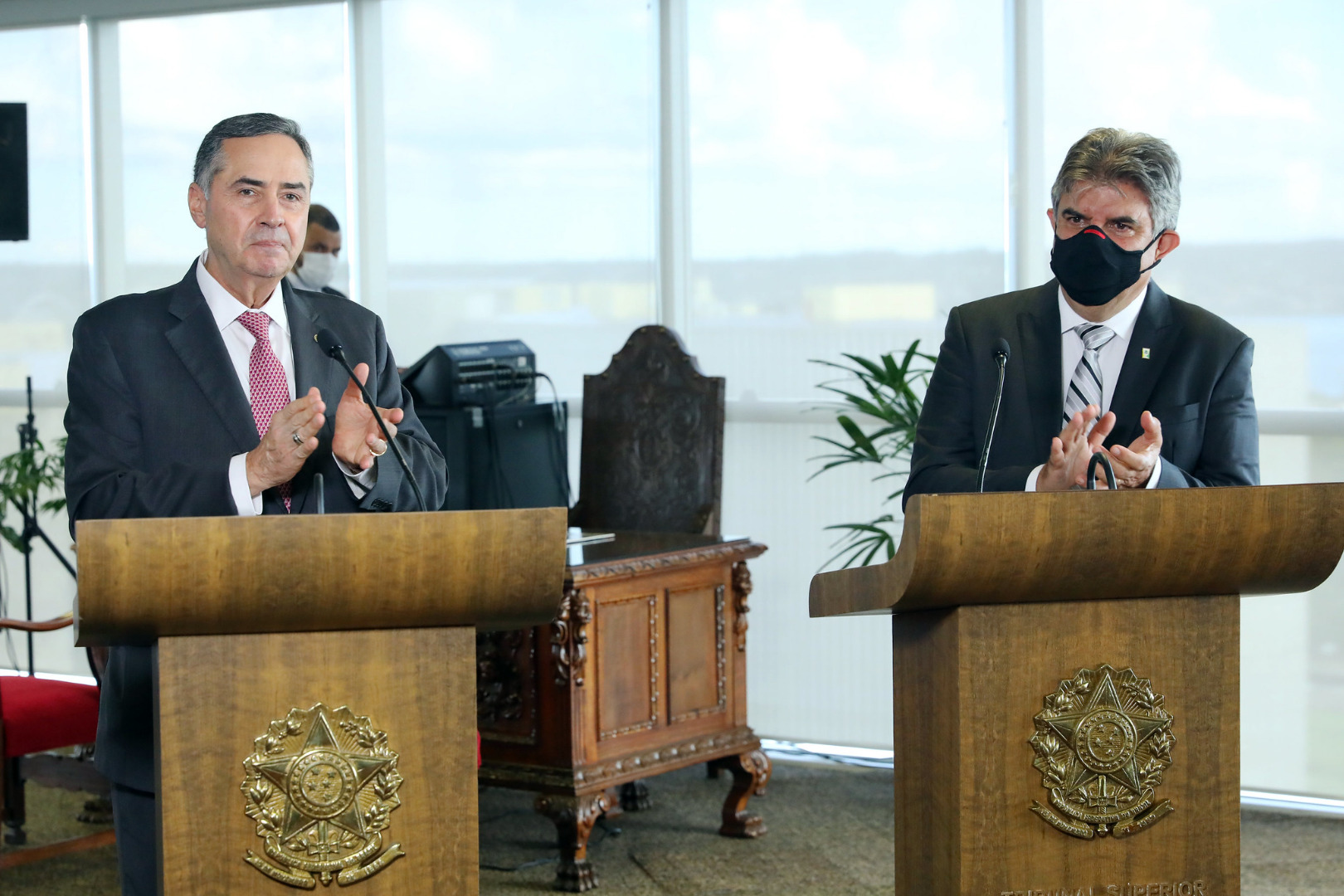 Foto Ministro e Diretor-Presidente.