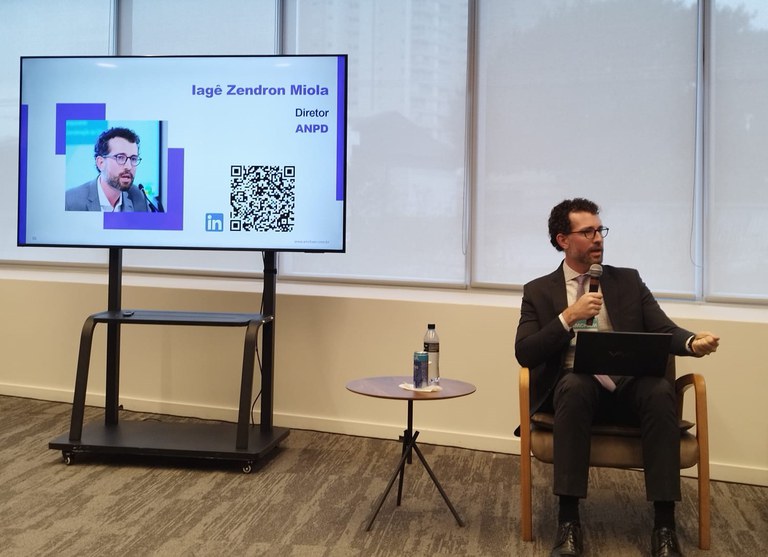 Iagê Amcham . 1.jpg