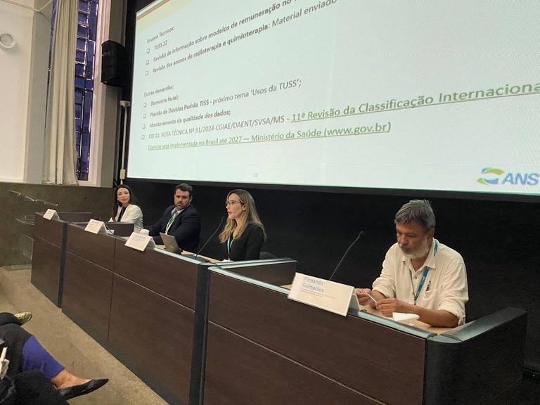 Danielle Conte, Carlos Gustavo Lopes, Juliana Machado e Fernando Guimarães