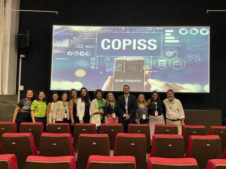 Integrantes da equipe da ANS que coordena o Copiss