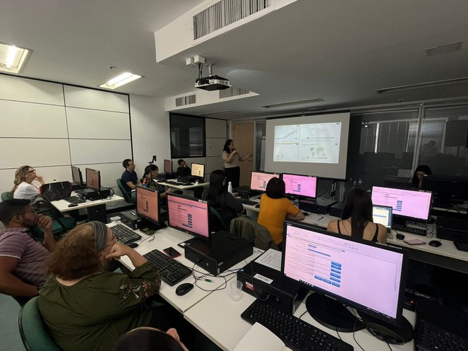 Oficina para apresentação de um modelo de planilha de análise de impacto orçamentário 