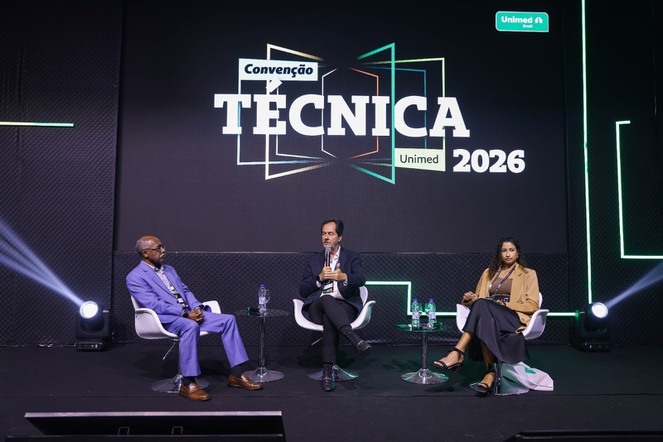 O diretor de Normas e Habilitação das Operadoras, Jorge Aquino, durante o painel: O equilíbrio entre operadoras e beneficiários.