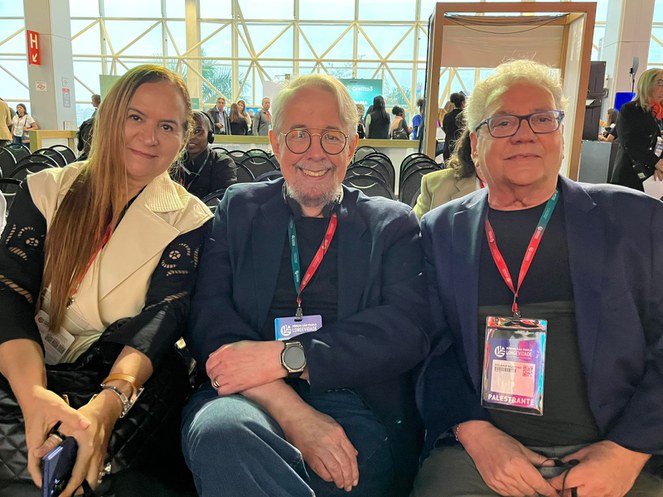 Eliane Medeiros com os ex-diretores da Agência, João Luís Barroca e Januário Montone