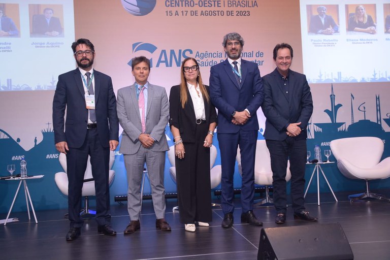 diretoria da ans.jpg