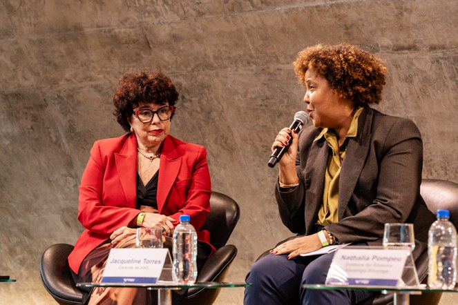 A gerente da ANS, Jacqueline Torres, destacou a importância dos sistemas de informação da Agência