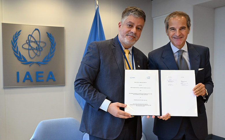 Alessandro Facure e Rafael Grossi: ANSN se consolida como órgão regulador integrado às redes internacionais, sai mais fortalecida com agenda própria de cooperação e tem o reconhecimento da AIEA. (Dean Calma / IAEA)
