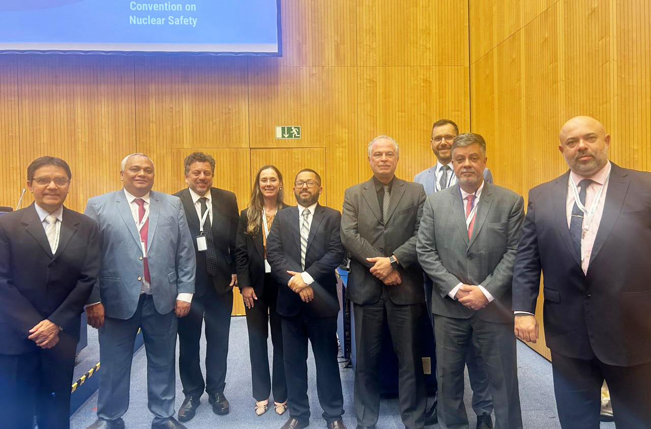 Delegação brasileira é representada pela ANSN, Eletronuclear, Secretaria Naval de Segurança Nuclear e Qualidade (SecNSNQ) e pela Missão Permanente do Brasil junto à Agência, em Viena