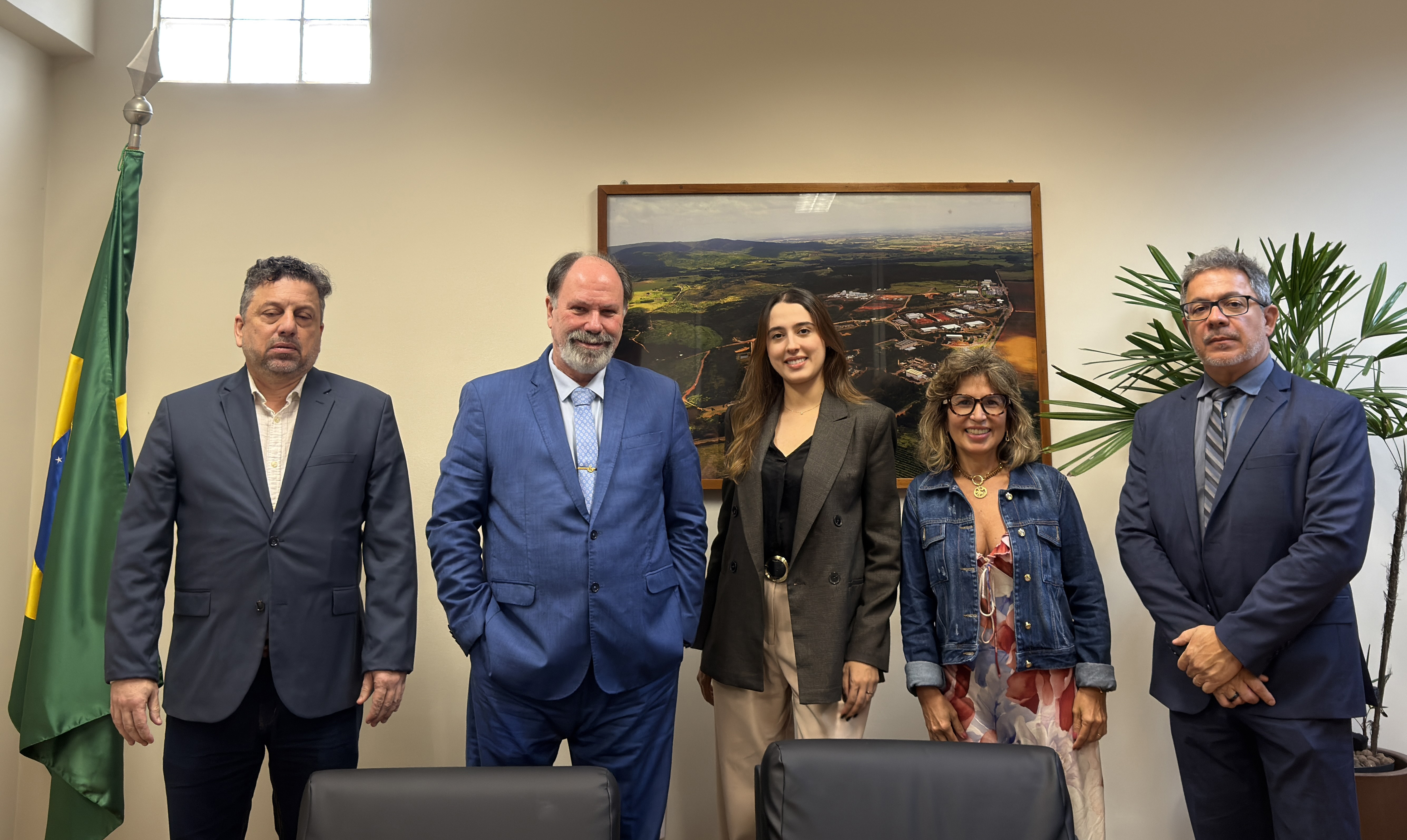 Presidente da ABDAN, Celso Cunha, e Monise Andrade, após reunião na ANSN