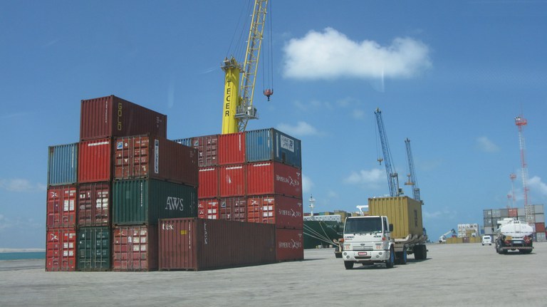 Portos_Escaneamento_de_contêineres (6).jpg