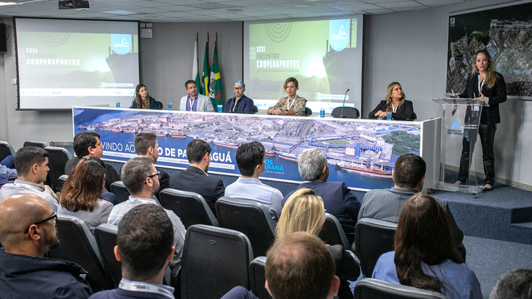 Banner site_CooperaPortos_04.png