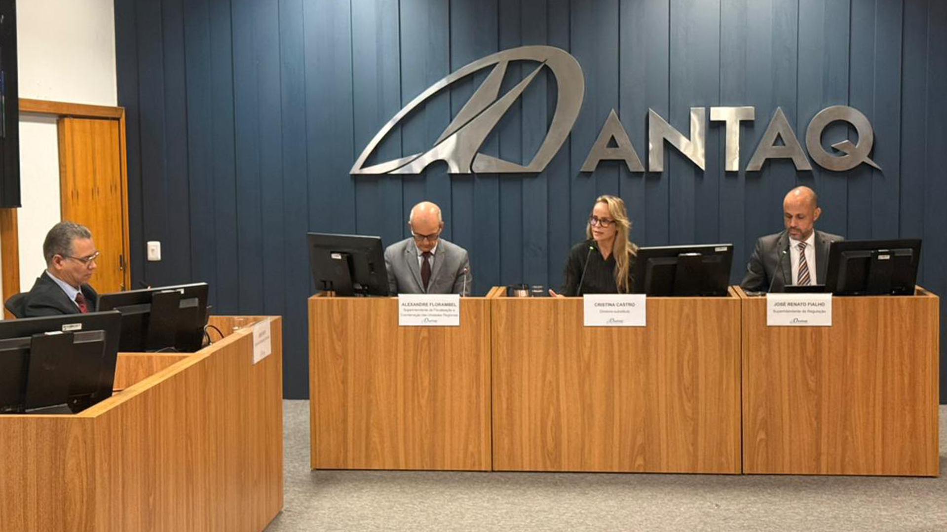 Sessão ocorreu no plenário da Agência, em Brasília (DF). A diretora substituta Cristina Castro, relatora do processo, ressaltou o evento como importante para o desenvolvimento do setor aquaviário.