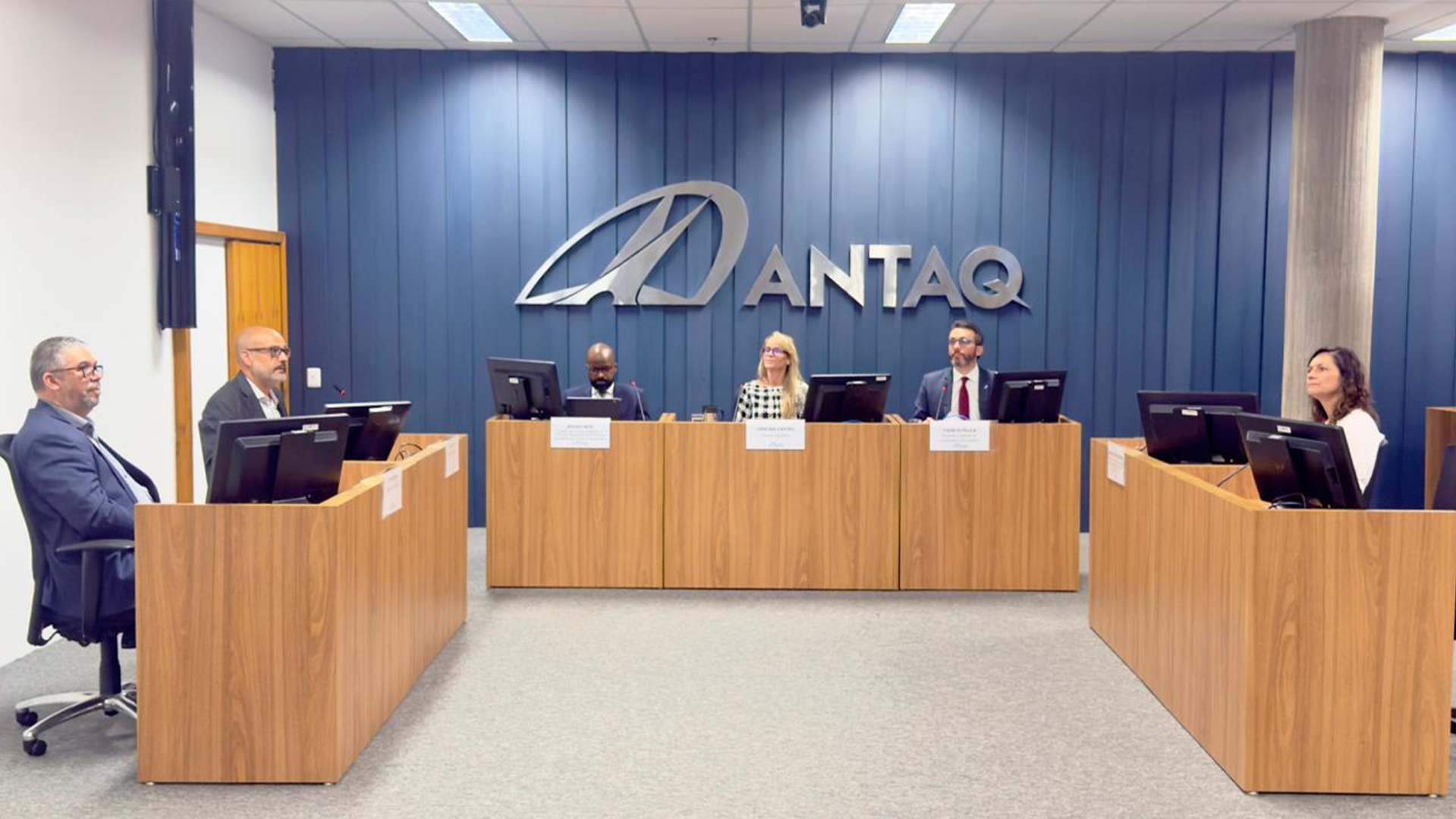 Agência receberá contribuições para a finalização do projeto até o dia 11 de maio. Área é responsável pela movimentação e armazenagem de granéis sólidos minerais, principalmente coque de petróleo e clínquer.