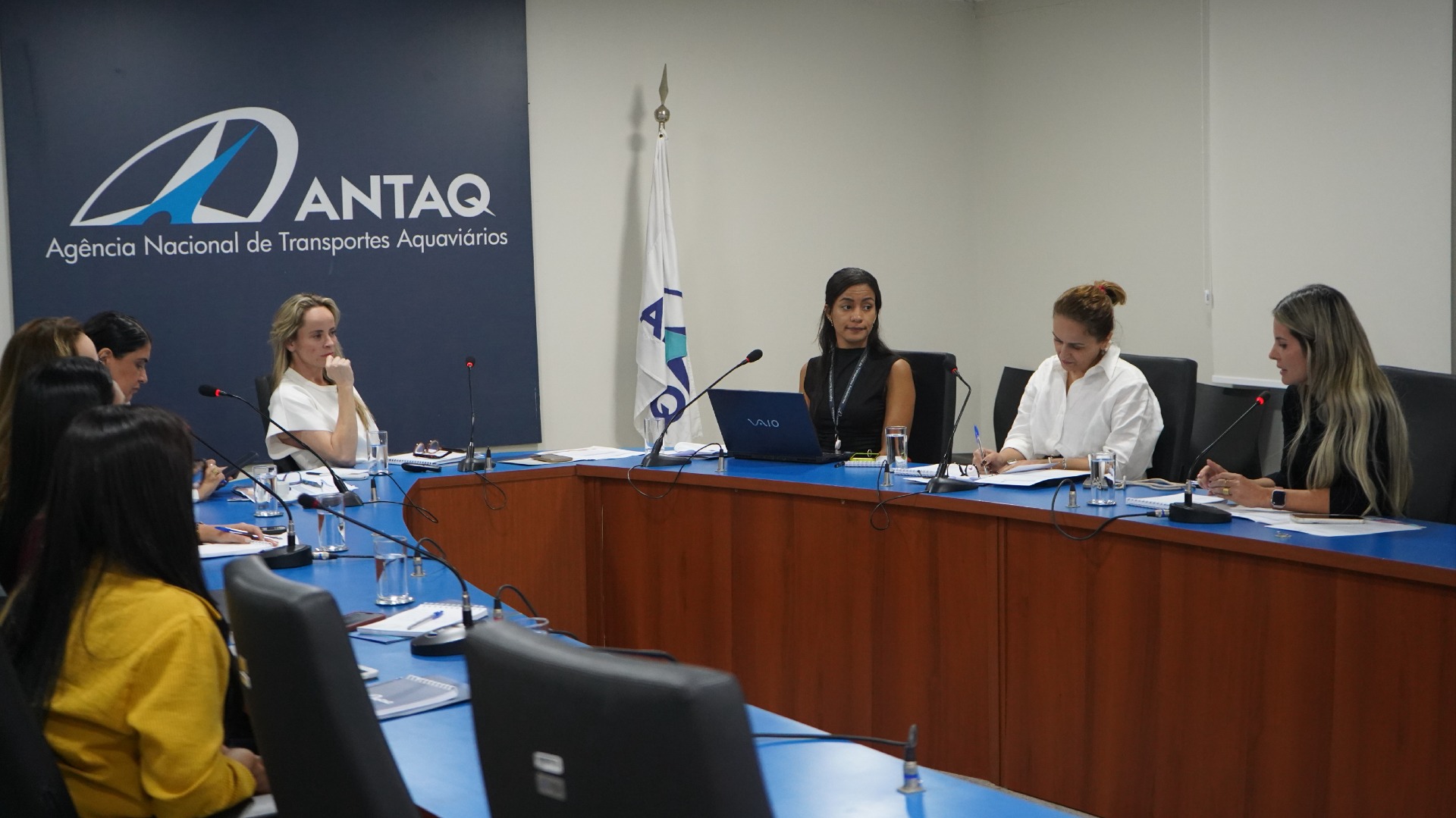 Encontro abordou a recepção do Guia de Enfrentamento ao Assédio e acompanhou iniciativas voltadas à ampliação da participação feminina