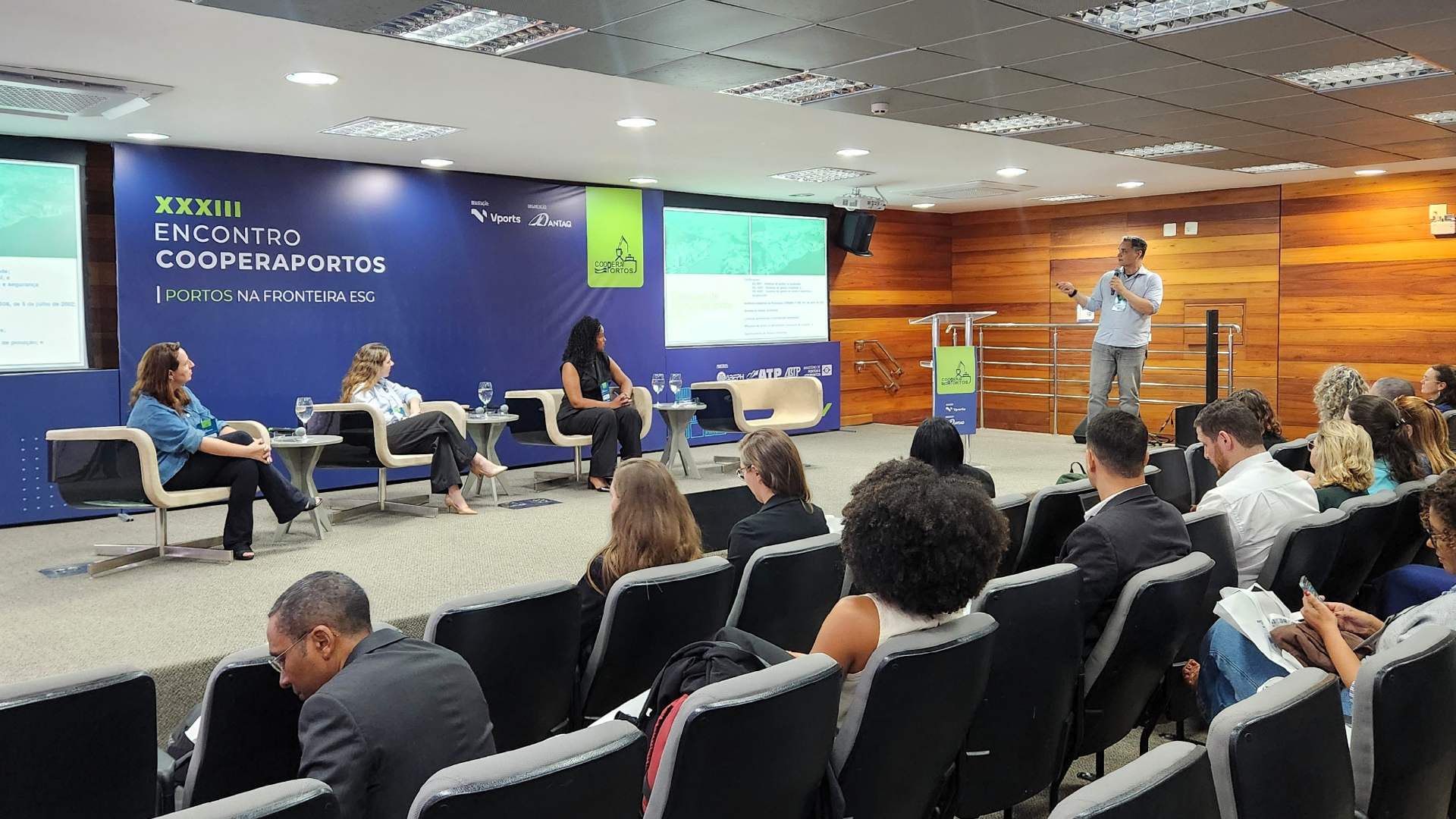 Realizado no Espírito Santo, encontro reuniu representantes da área para compartilhar experiências e debater iniciativas em andamento