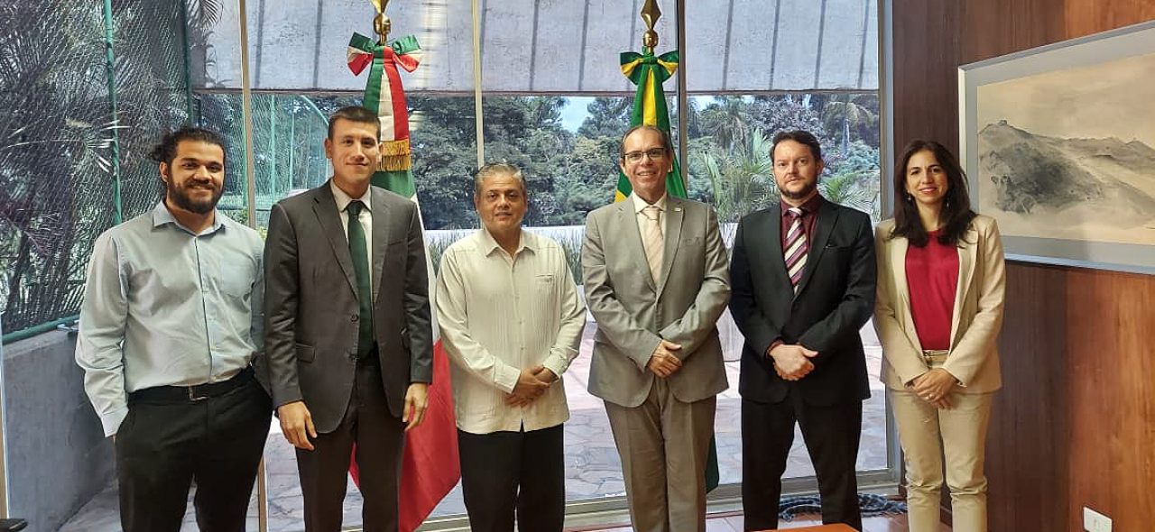 ANTT fortalece cooperação internacional em reunião com Embaixada do México