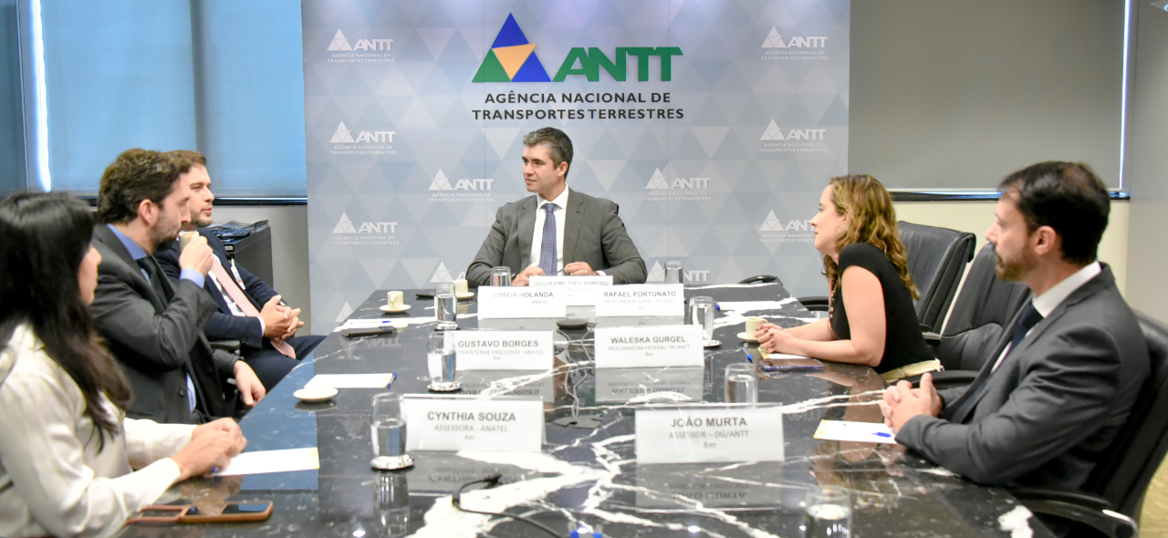 ANTT recebe ANATEL para compartilhar modelo que já solucionou conflitos