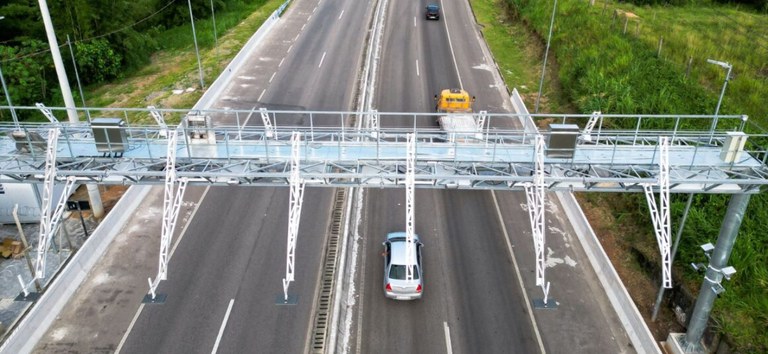 Pórtico do Free Flow