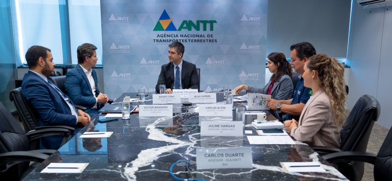 ANTT apresenta carteira de projetos a representantes do GRI Club