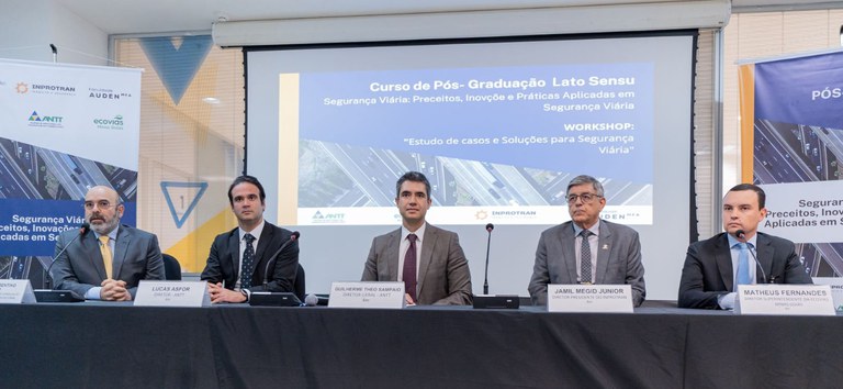 ANTT encerra curso de pós-graduação em segurança viária com workshop e entrega de certificados