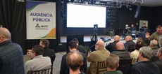 Audiências públicas e consultas online permitem que moradores, usuários e lideranças locais apresentem sugestões para aprimorar obras e intervenções previstas para diferentes regiões do país