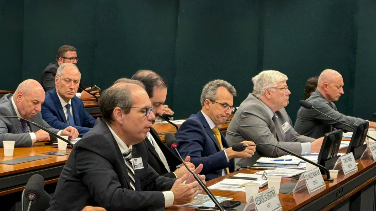 ANTT participa de debate na Câmara sobre projeto de lei que trata da substituição de vagões de carga