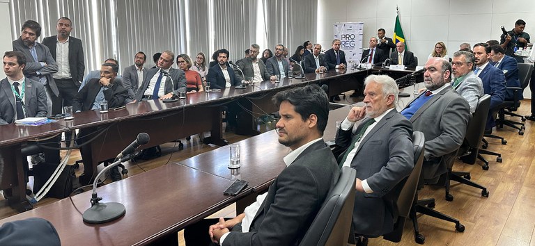 ANTT participa de lançamento do Portal da Regulação