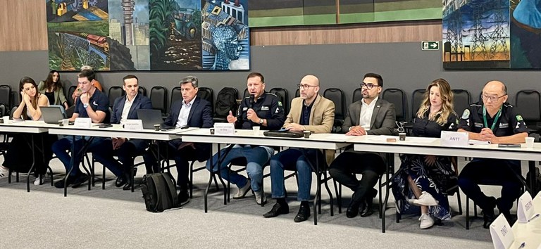 ANTT promove reunião tripartite com concessionária Via Araucária e entidades públicas e da sociedade civil