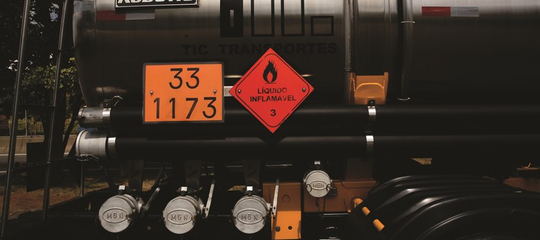 produtos perigosos.jpg