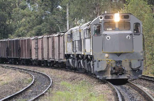 trem cinza 2.jpg