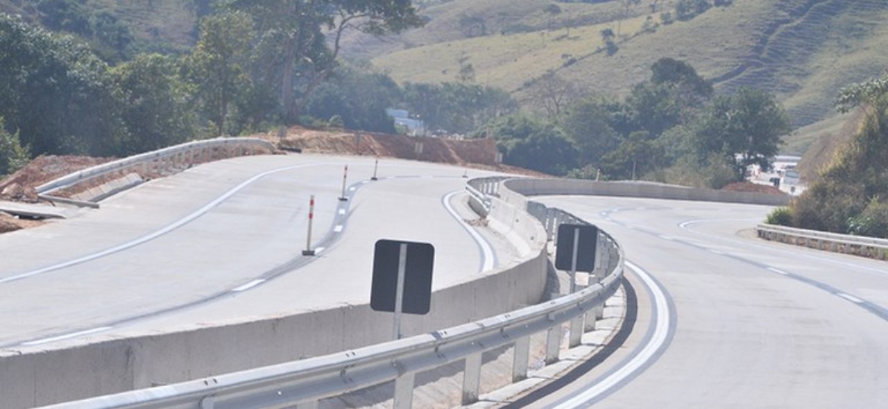 A proposta passou por revisão técnica e agora incorpora mudanças e mais investimentos para a rodovia. O leilão será realizado em 29 de agosto