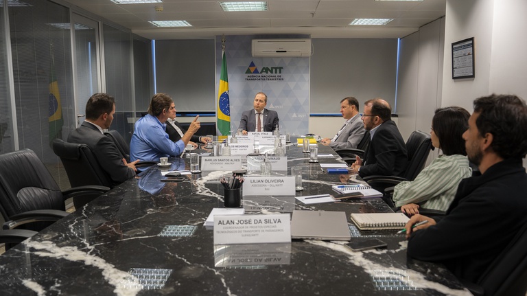 Reunião ANATRIP.jpg