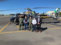 Comitiva vai a campo para conhecer detalhes do projeto da nova Ferroeste