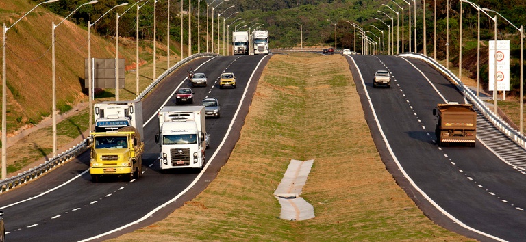 Foto rodovia BR 381 MG SP e Fernão Dias