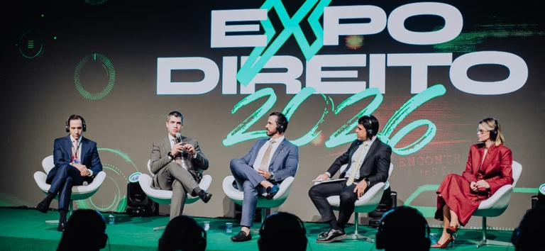 O Diretor-Geral da ANTT, Guilherme Theo Sampaio, participa de painel sobre autonomia de agências reguladoras durante ExpoDireito Brasil 2026