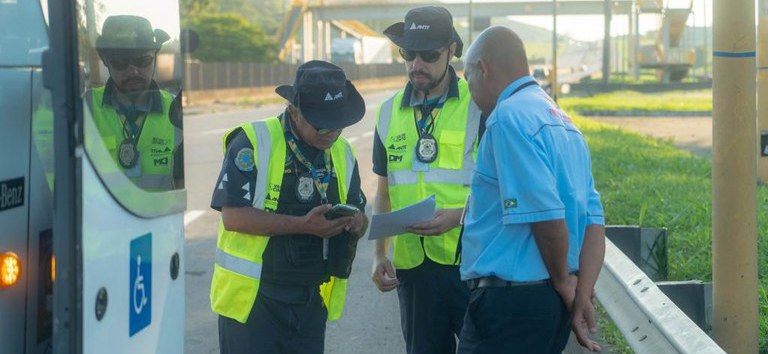 Operação Padroeira: fiscalização do transporte de passageiros é intensificada