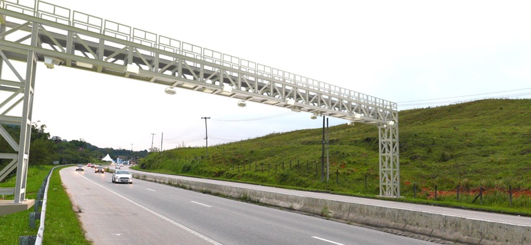 Frame _Po╠ürtico Itaguai╠ü _km414 01.jpg