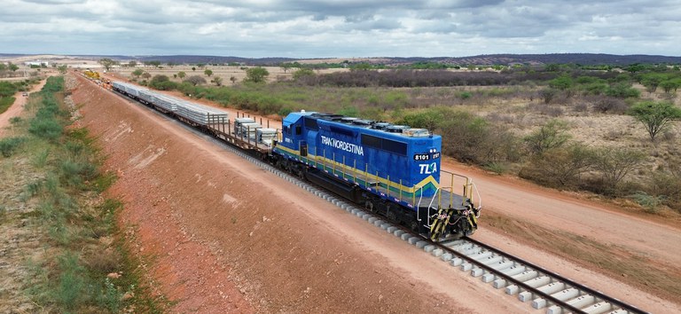 Transnordestina avança no Ceará e amplia mais 101 km de sua rede em direção ao Porto do Pecém