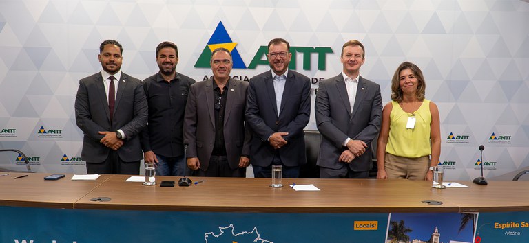 Workshop promove troca de experiências sobre o PET BR