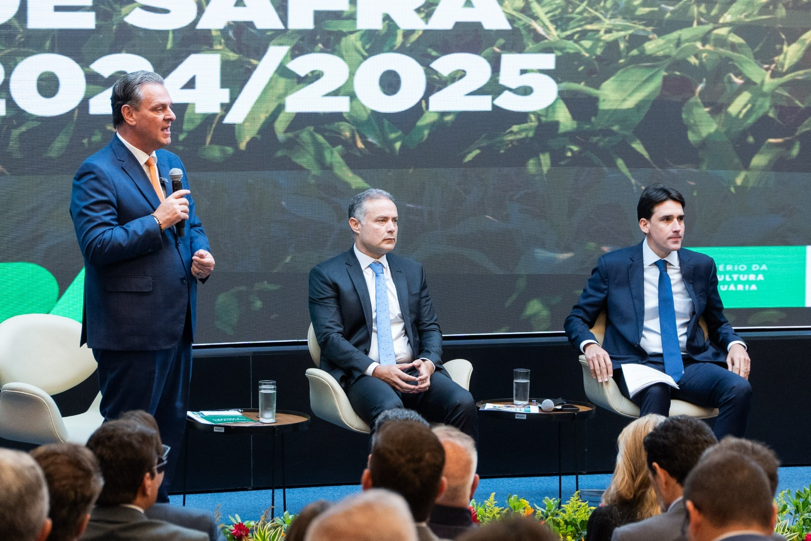 05/02/2025 - Cerimônia de Anúncio de Medidas para o Escoamento da Safra de Grãos 24/25