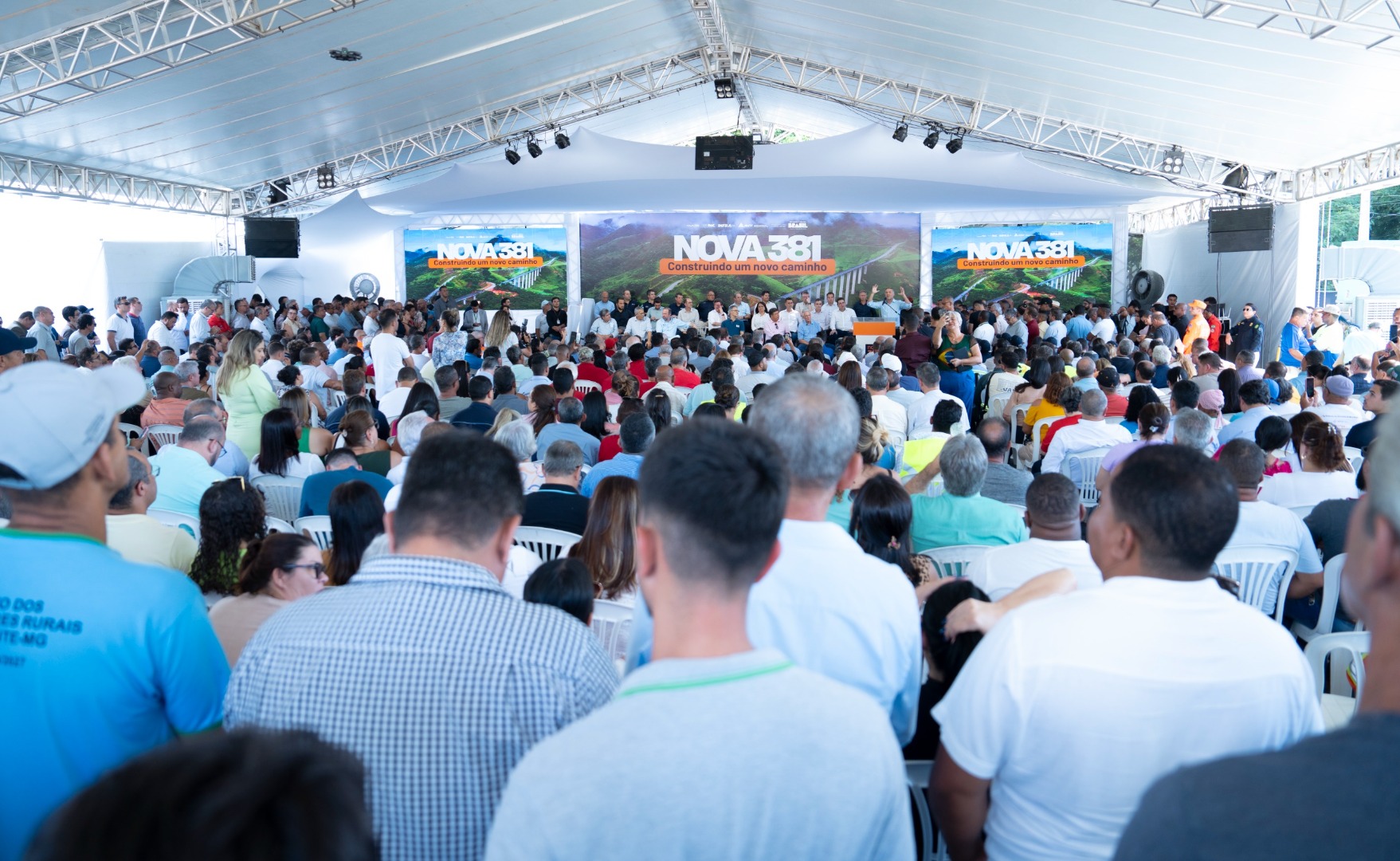 06/02/25 - Máquinas na Pista - Nova BR-381