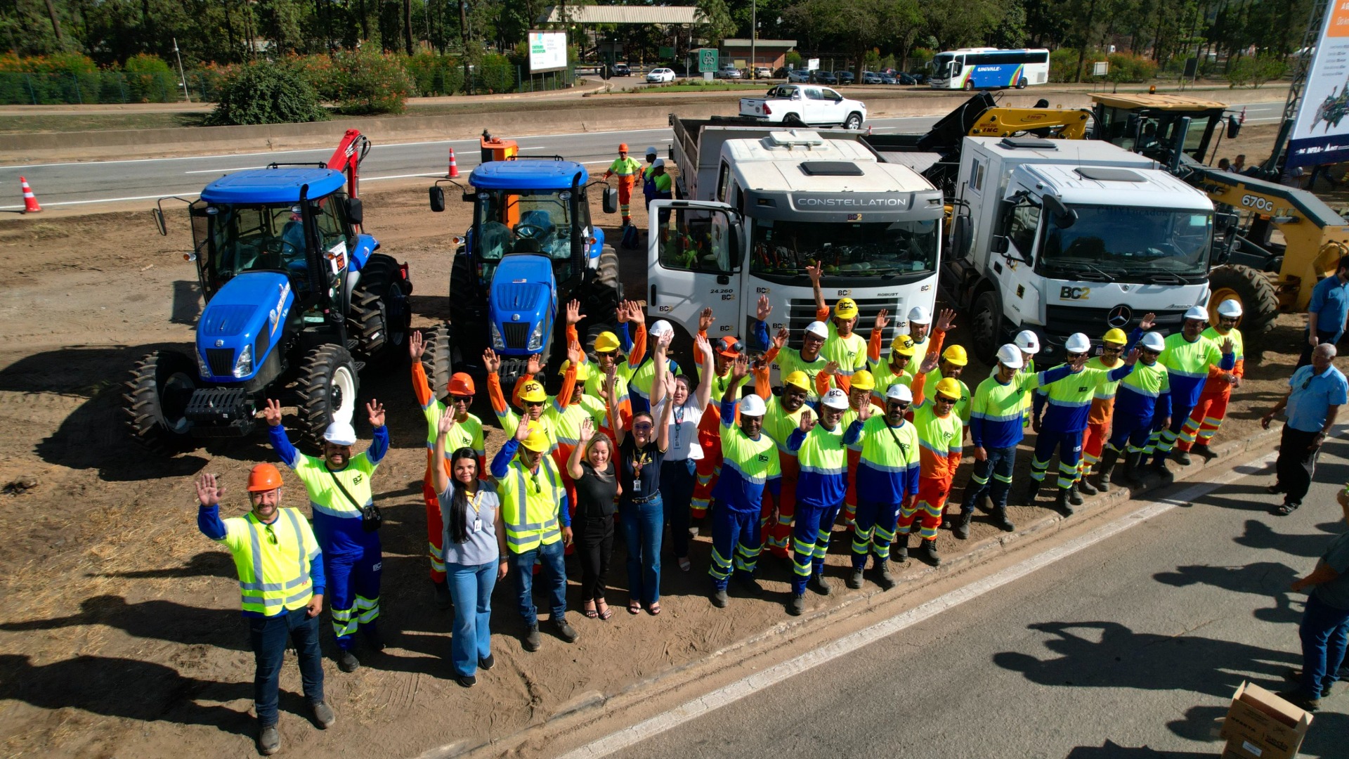 06/02/25 - Máquinas na Pista - Nova BR-381
