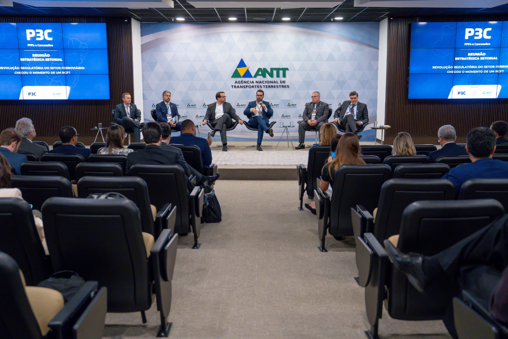 09/06/25 - P3C - Painel 4