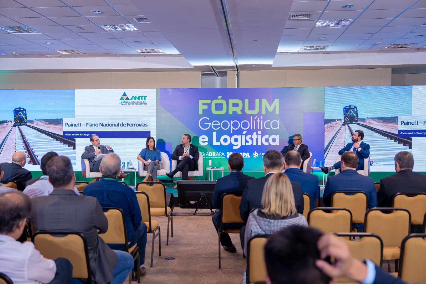 10/09/25 - Fórum Geopolítica e Logística