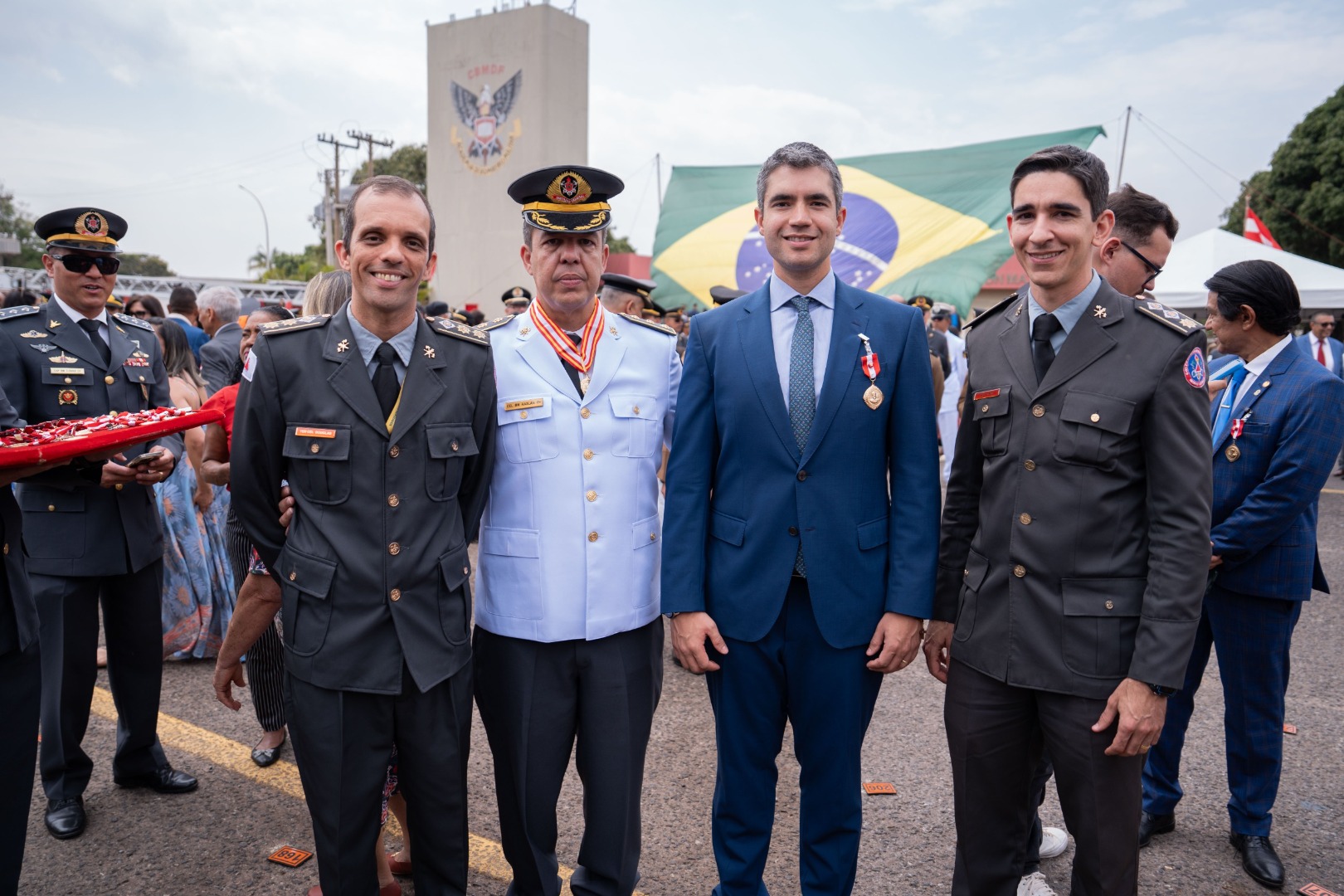 17/09/25 - DG e Medalha Bombeiros DF