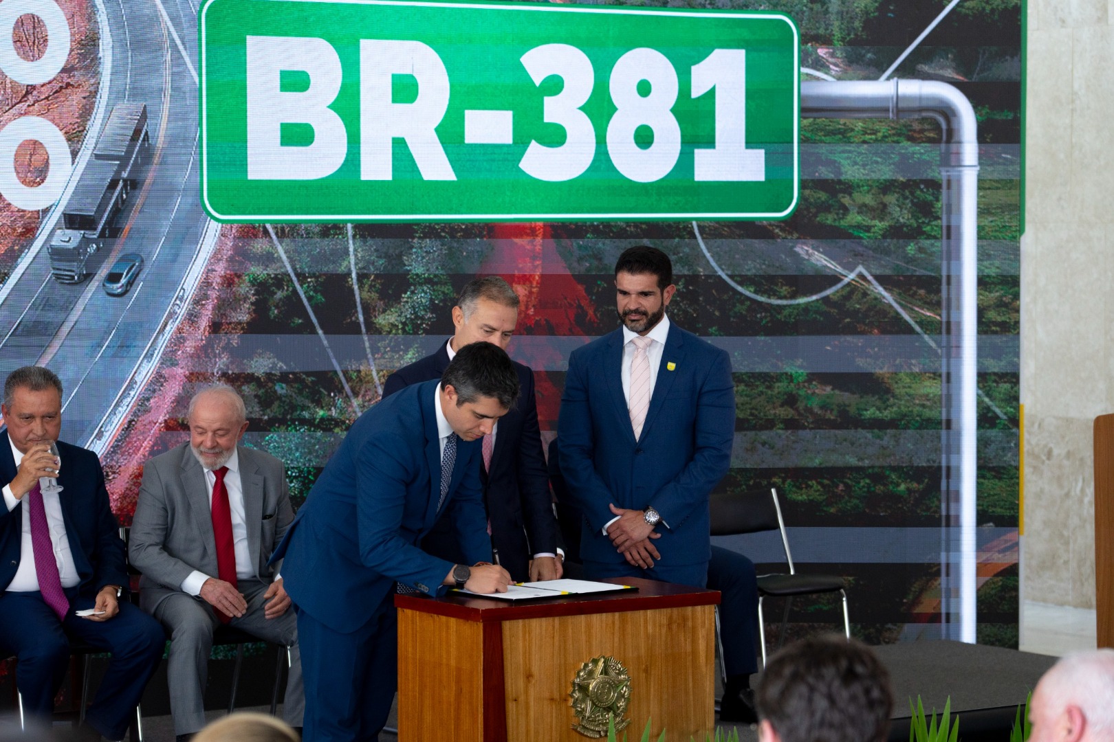 22/01/25 - Assinatura do Contrato BR-381