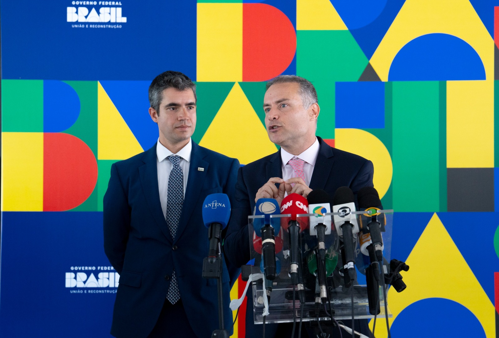 22/01/25 - Assinatura do Contrato BR-381