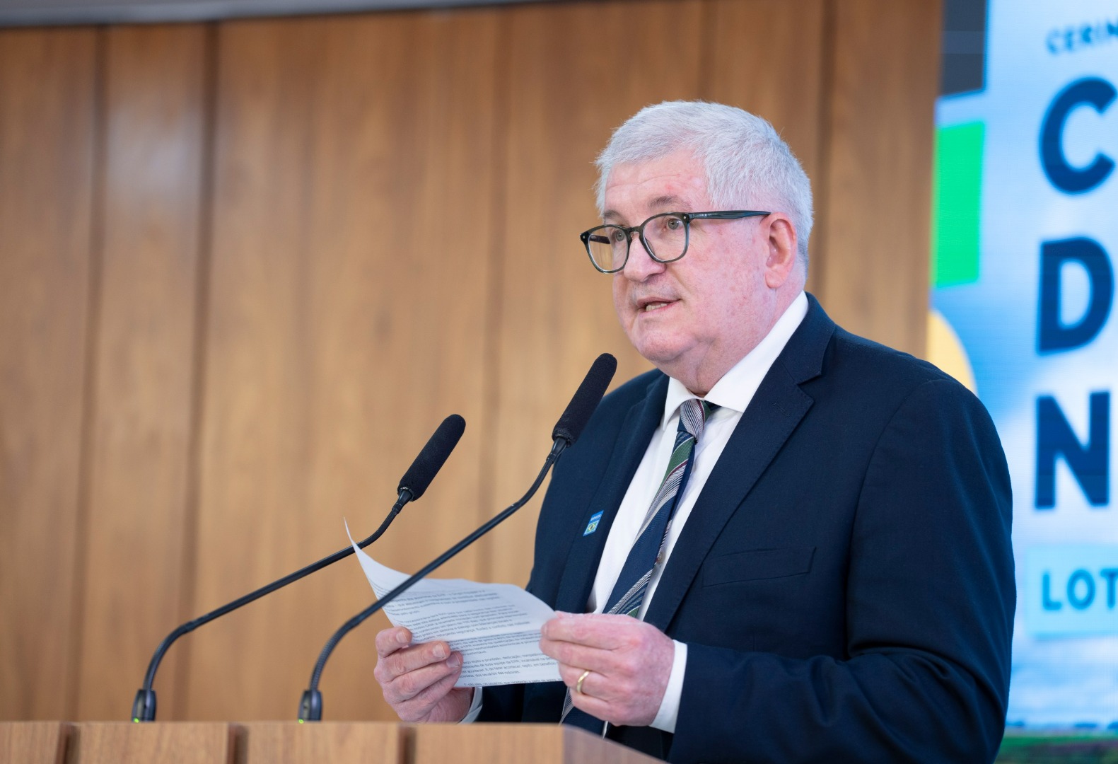 28/04/25 - Assinatura do contrato do Lote 3 e 6 do Paraná